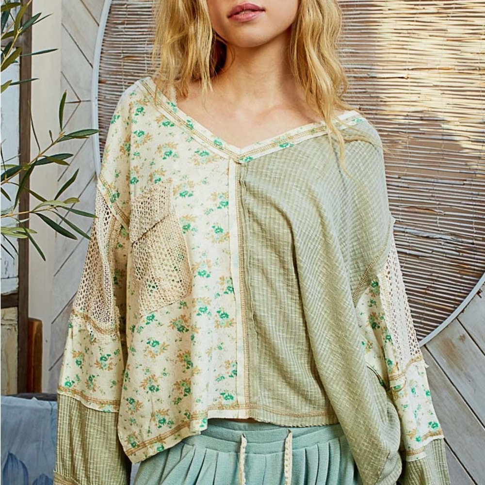 POL Patchwork Floral V-Neck Blouse in Sage and Cream